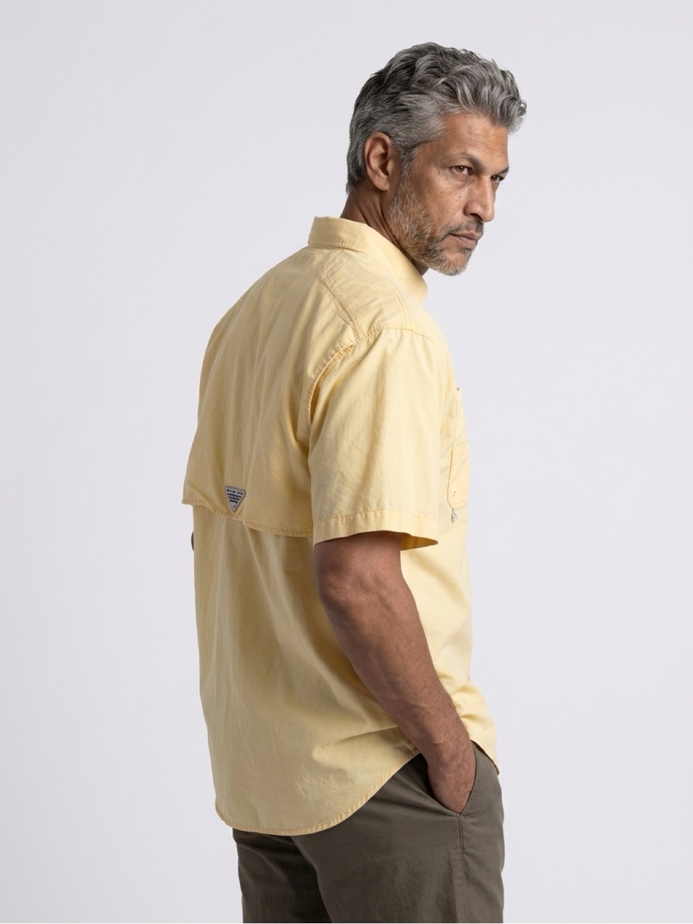 Columbia PFG Short-Sleeve Button-Down Fishing Shirt in Pale Yellow